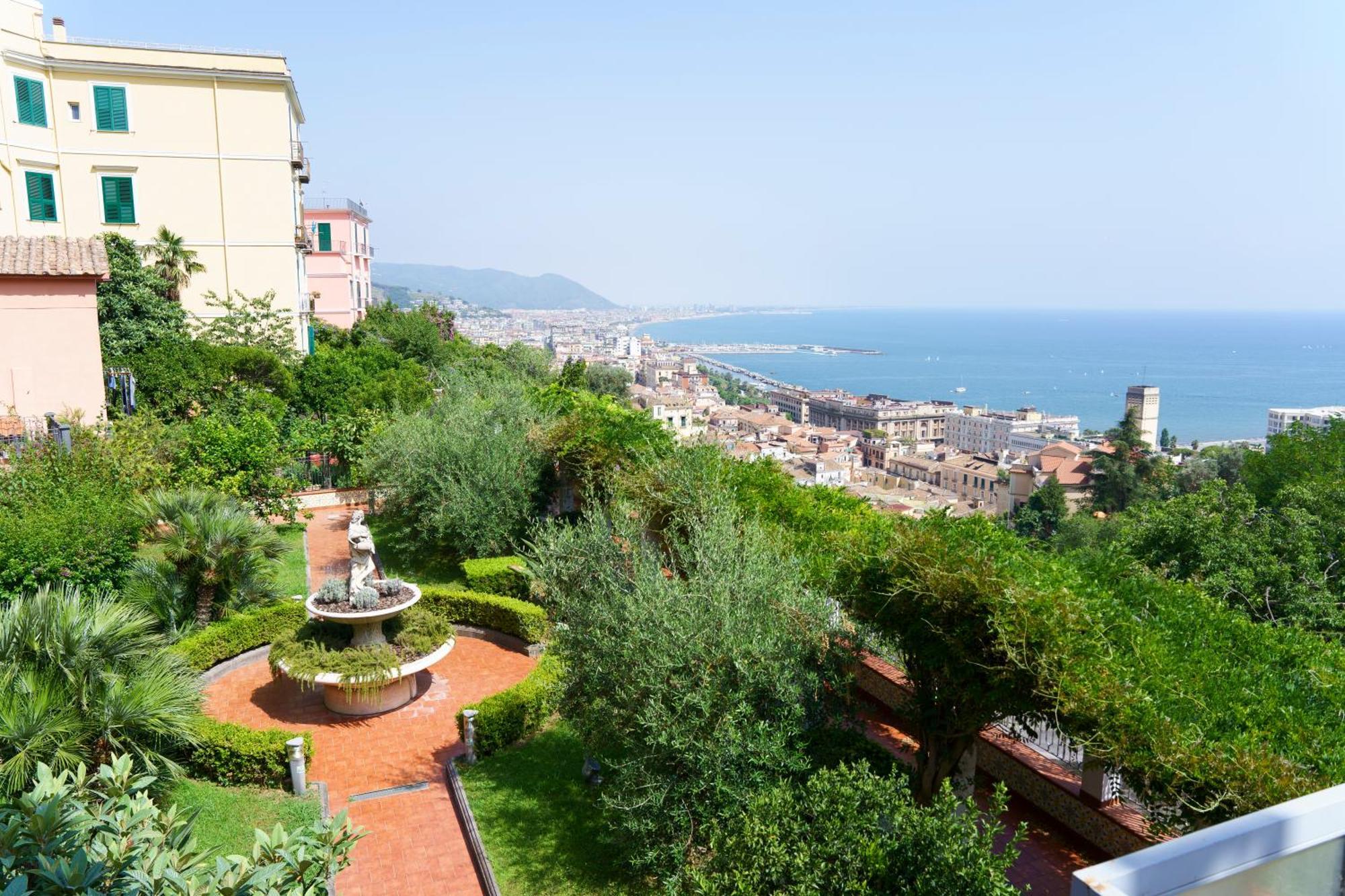 Suite Aphrodite - Exclusive Flat Салерно Екстер'єр фото